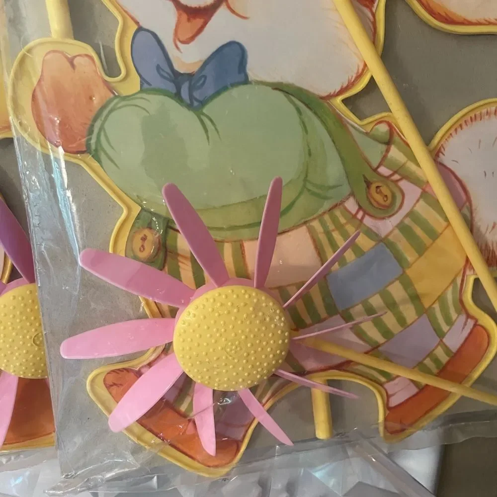 Feathers and Bloomer Bunny Forget Me Not Pinwheel Vintage Easter Yard Art Set/2!